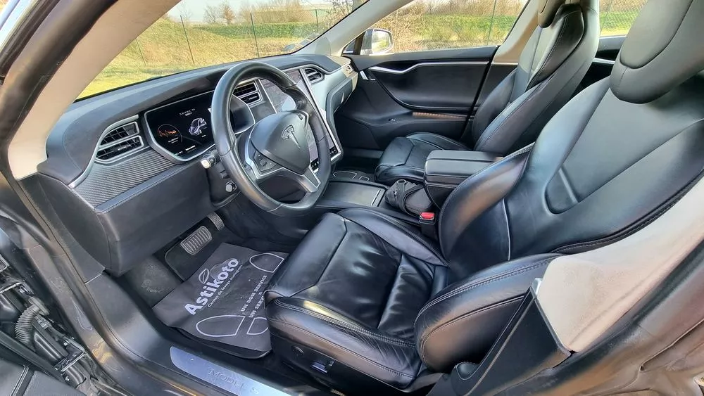 Tesla MODEL S 90D Dual Motor
