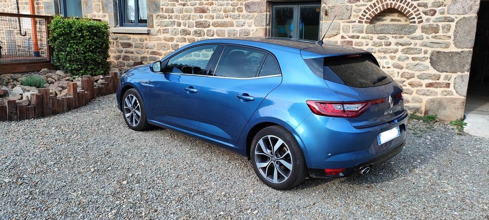 Renault Mégane IV Berline dCi 110 Energy EDC Intens