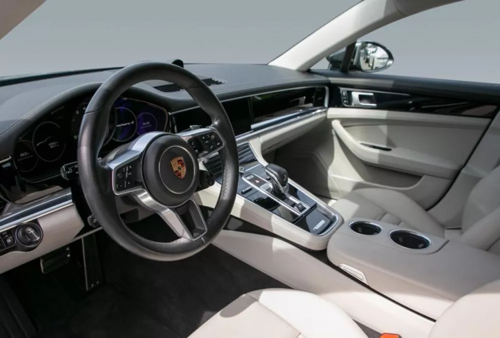 PORSCHE PANAMERA 3.0 V6 462CH 4 E-HYBRID